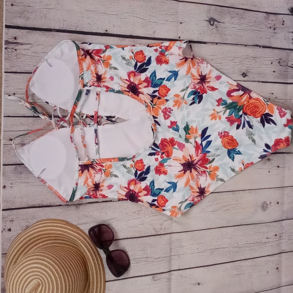 NWT Vibesicily Floral One Piece Bathing Suit, Size 2XL - Picture 2 of 7